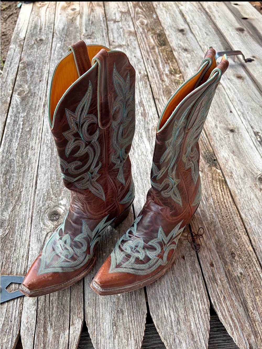 Old Gringo Brown Leather Western Boots with Mint Stitching